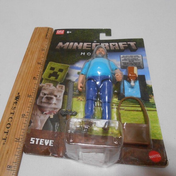 NEW A MINECRAFT MOVIE STEVE ACTION FIGURE w/ ACCESSORIES MATTEL JACK BLACK - Picture 1 of 9